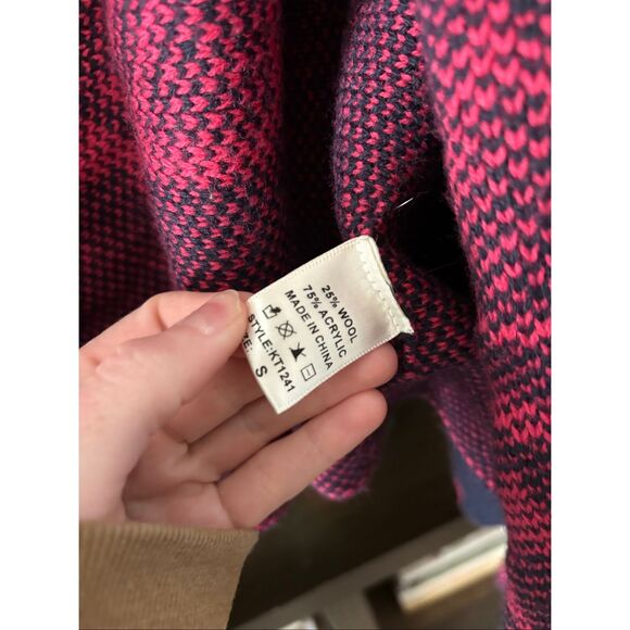 Fantastic Fawn Blue & Pink Cardigan Size Small - Picture 8 of 8